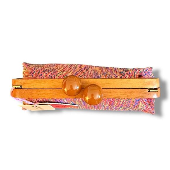 Handbag Republic Boho Chenille Crossbody Bag – Pink Multi with Wooden Frame - Picture 4 of 10